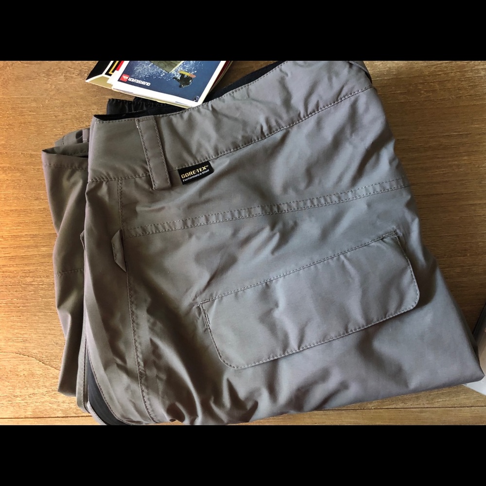 Quiksilver “Exit” Snowboard Pants Men’s Large